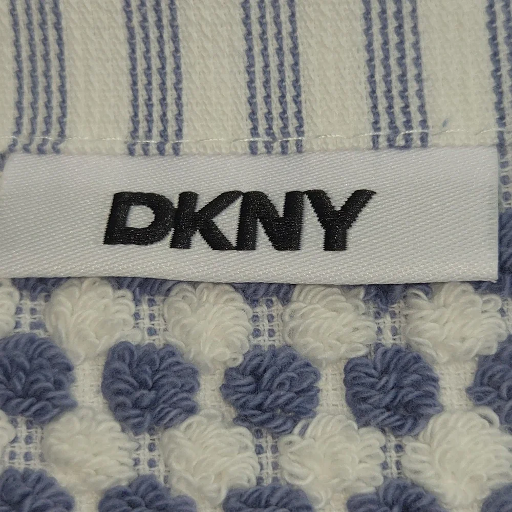 DKNY 8pc Cotton Towel Set 2 Bath 4 Wash 2 Hand  Blue And White Monet Tile Magnet